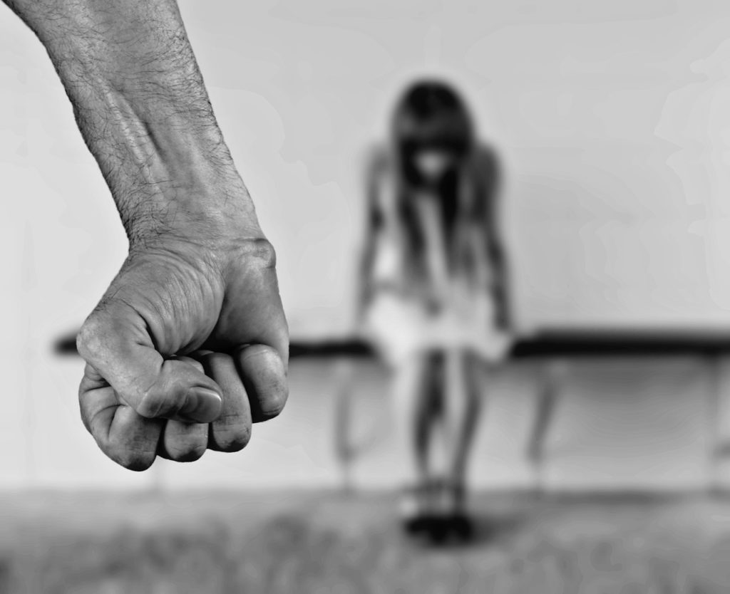 Φρίκη στη Χαλκίδα: Θύμα του πατριού της 16χρονη με νοητική υστέρηση