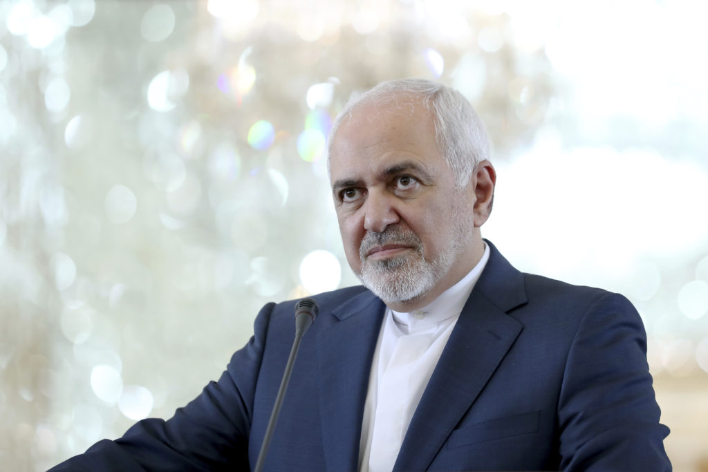 Η Τεχεράνη αρνείται κάθε ευθύνη για την επίθεση στα τάνκερ