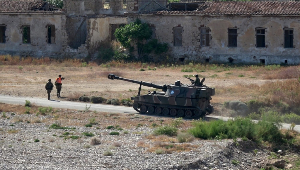 Διαψεύδει το ΥΕΘΑ δημοσιεύματα για μεταφορά στρατευμάτων στο Ανατολικό Αιγαίο