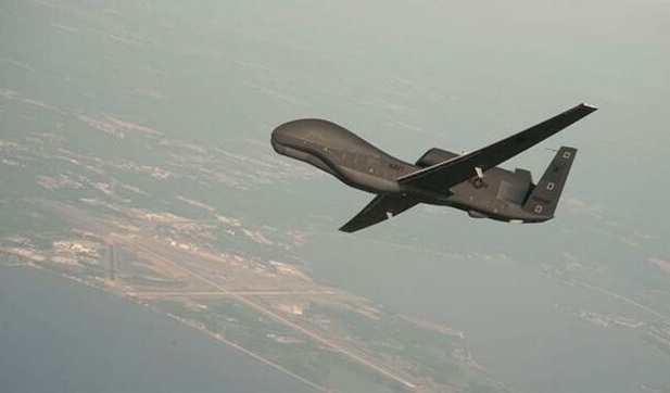 Η στιγμή που πύραυλος καταρρίπτει το αμερικανικό drone (Video)