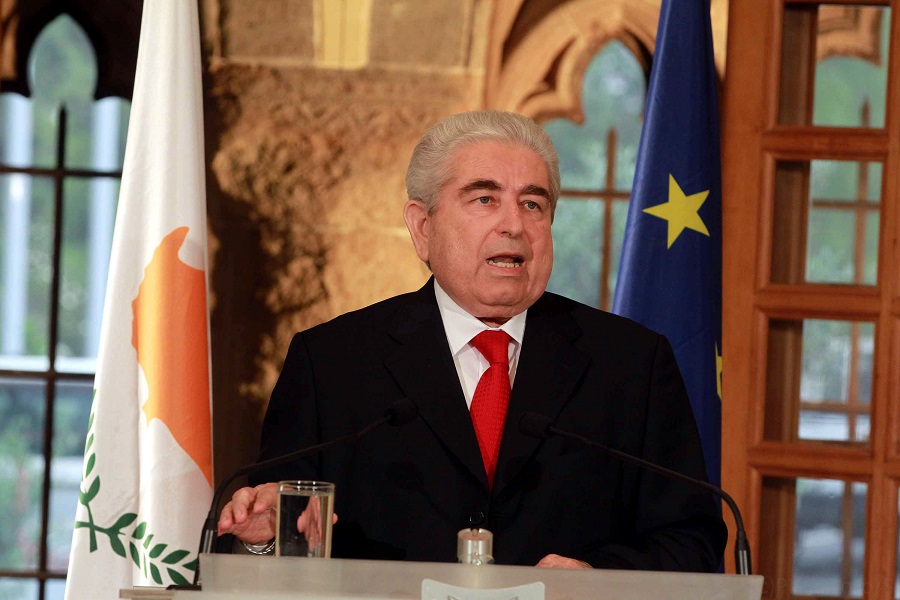 Θρηνεί η Κύπρος τον χαμό του Χριστόφια – Συνεδριάζει εκτάκτως το υπουργικό συμβούλιο