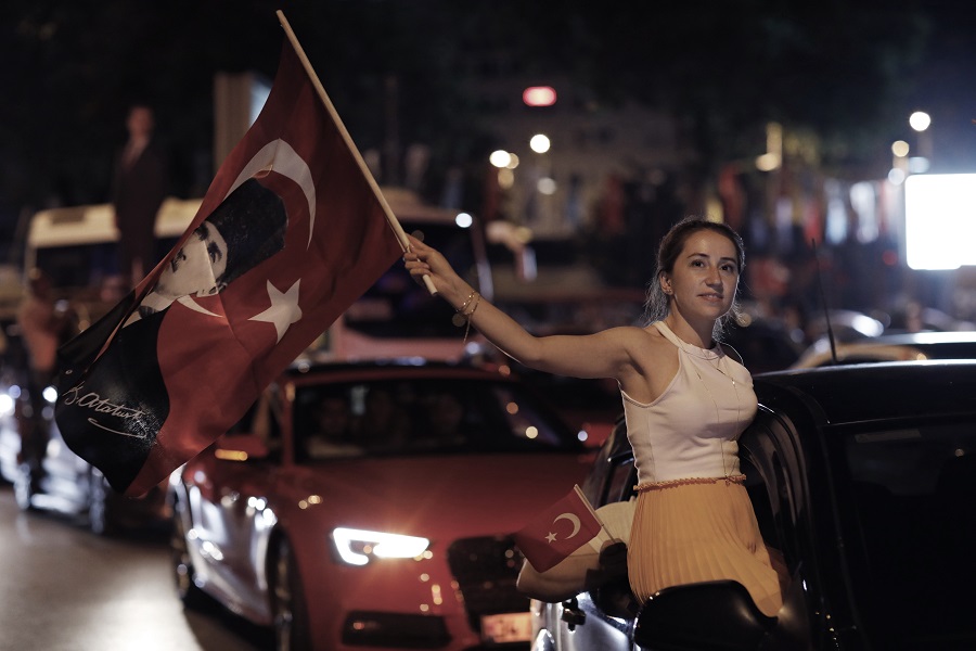 Οδυνηρή ήττα του Ερντογάν στην Κωνσταντινούπολη – Ανοίγει νέο πολιτικό κεφάλαιο στην Τουρκία;