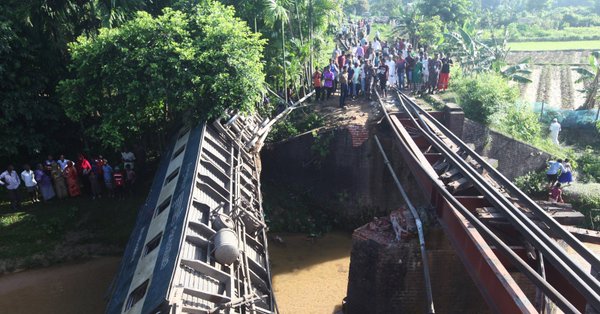 Εκτροχιασμός τρένου στο Μπανγκλαντές – 4 νεκροί, 100 τραυματίες