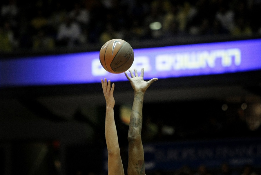 Euroleague: Νέες αλλαγές στους κανονισμούς – Τι αλλάζει σε τζάμπολ, χρονόμετρο και τεχνικές ποινές