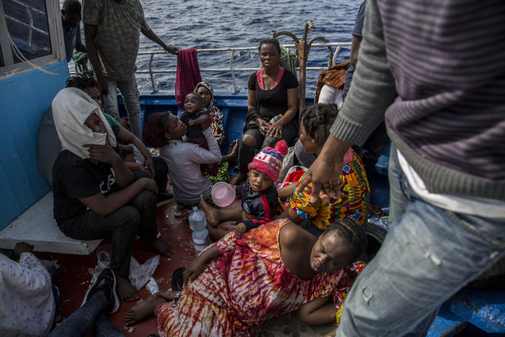 Ιταλία: Διασώθηκαν 55 μετανάστες έπειτα από περιπέτεια τριών ημερών στη θάλασσα