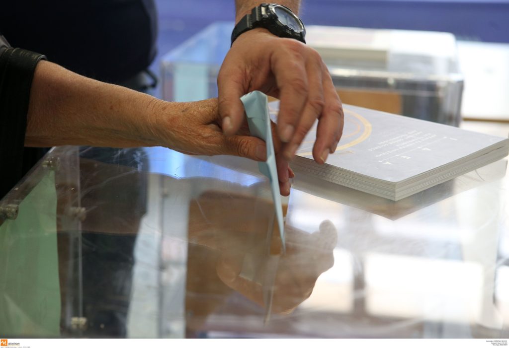 Ποσό 4.216.000 ευρώ θα πληρώσει το ΥΠΕΣ για τη συγκέντρωση και μετάδοση των εκλογικών αποτελεσμάτων