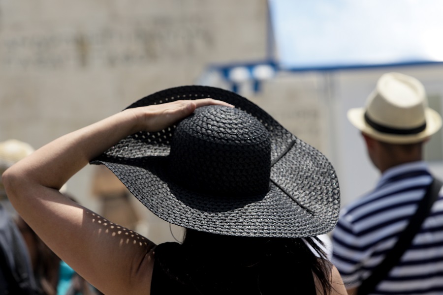 Έρχεται καύσωνας Τετάρτη με Παρασκευή: Πάνω από τους 40 βαθμούς θα φτάσει ο υδράργυρος