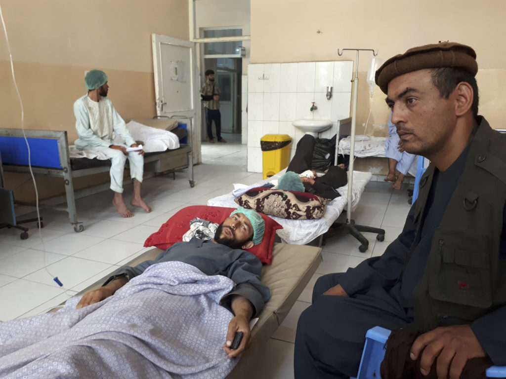 Αφγανιστάν: 35 παιδιά ανάμεσα στους 100 τραυματίες από επίθεση σε κτίριο της Καμπούλ