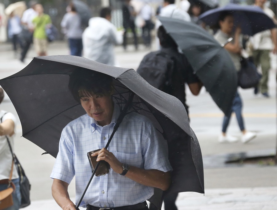 Σφοδρές βροχοπτώσεις στην Ιαπωνία: Πάνω από 1 εκατ. άνθρωποι εγκαταλείπουν τα σπίτια τους