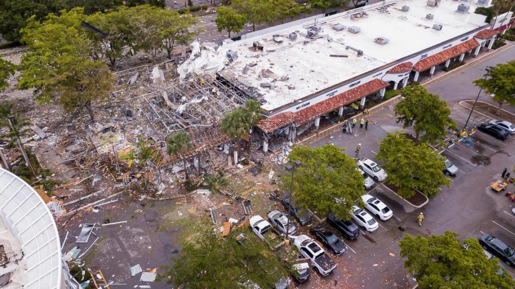 Mαϊάμι: Ισοπεδώθηκε κτίριο σε εμπορική ζώνη από έκρηξη αερίου – Πολλοί τραυματίες (Photos+Videos)