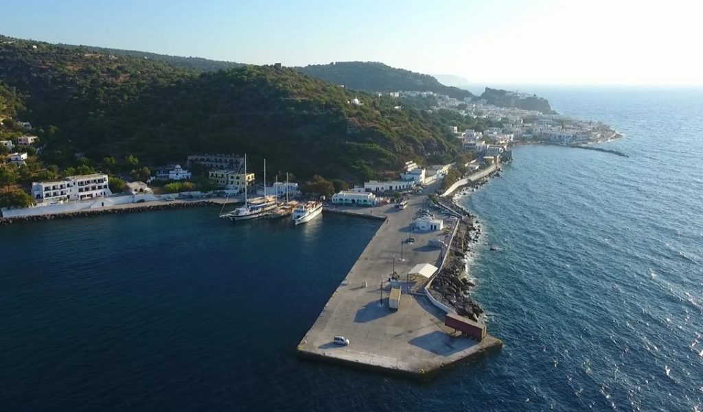 Σκάφος με… γερμανική σημαία ήθελε να εκτελεί «ταξίδια αναψυχής» σε ελληνικό νησί