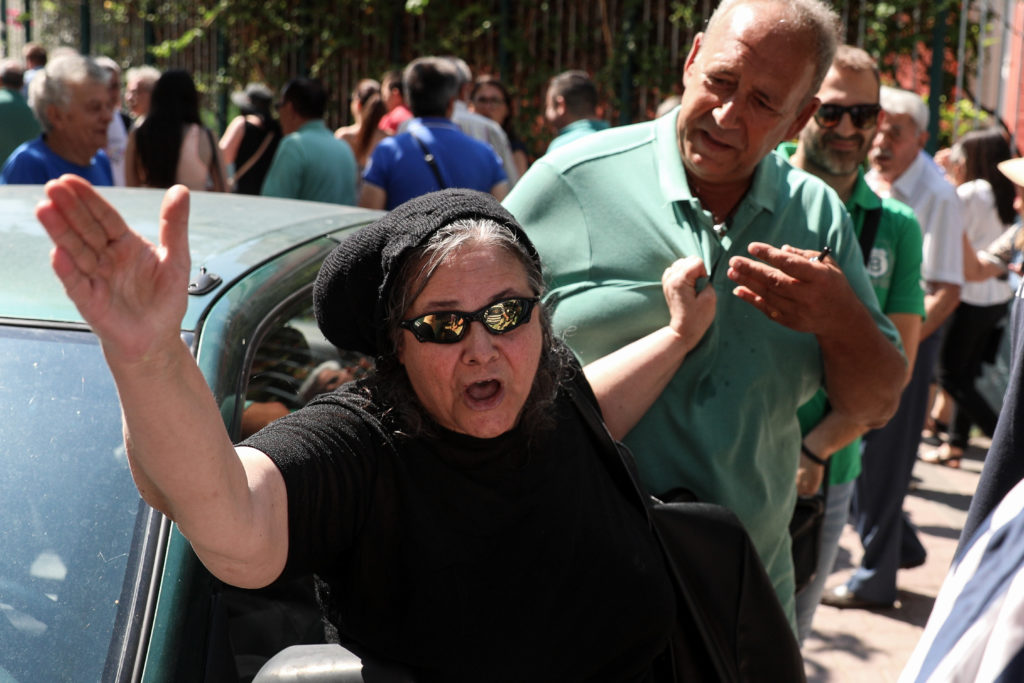 Η Ελένη Λουκά την έστησε στη Φώφη (Photos)