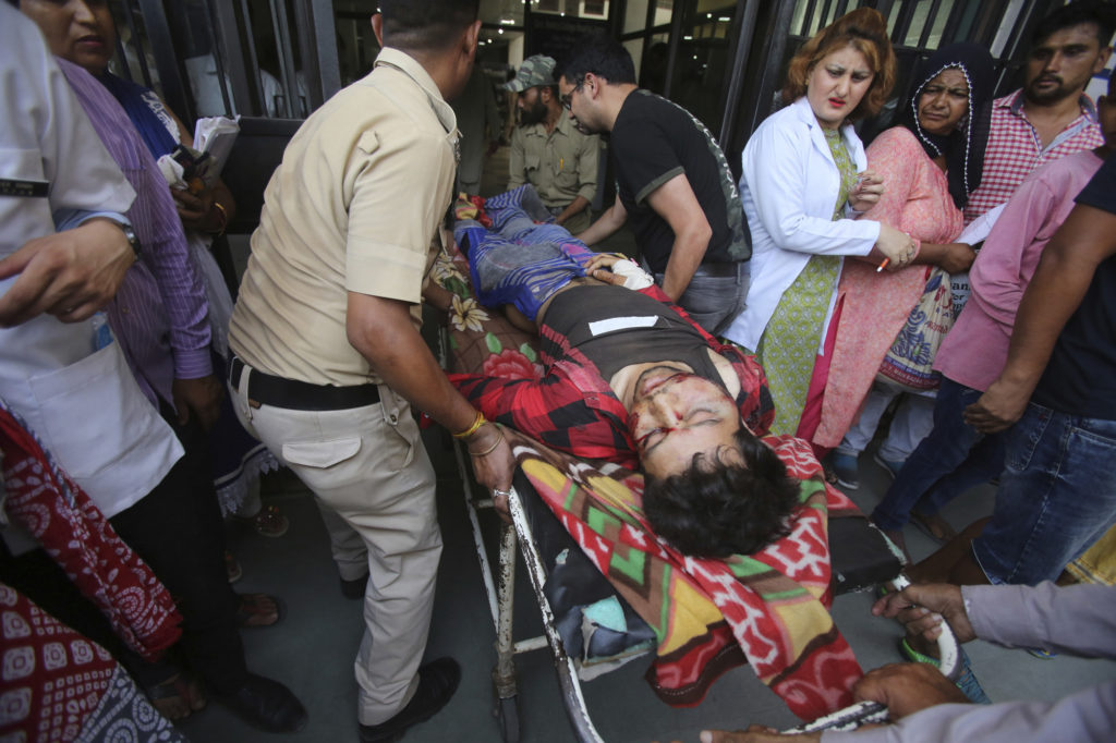 Ινδια: Τουλάχιστον 29 νεκροί απο τροχαίο με λεωφορείο