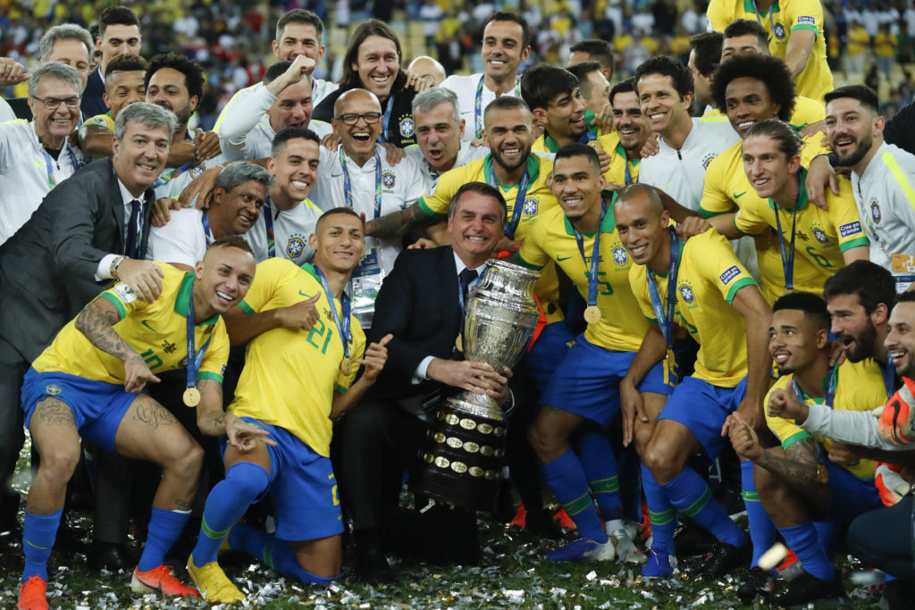 Στο θρόνο η Βραζιλία, 3-1 το Περού – Δεν χαιρέτησε ο Μαρκίνιος τον Μπολσονάρο
