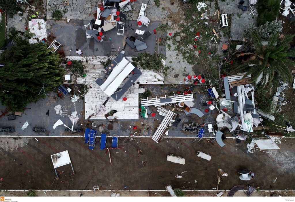 Η καταστροφή από τη φονική καταιγίδα στη Χαλκιδική από ψηλά (Photos)