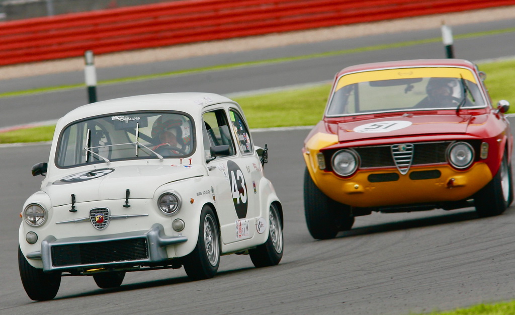 Παρούσες στο Silverstone Classic Abarth και Alfa Romeo