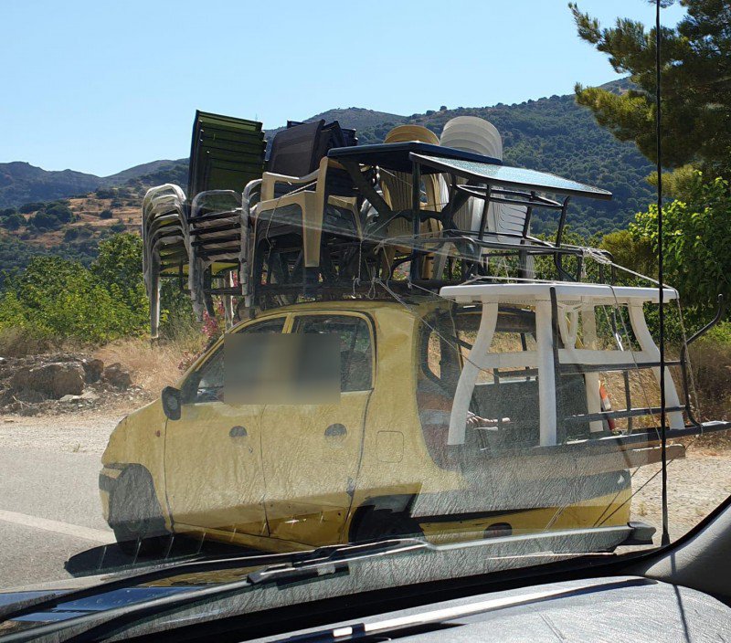 Όλη η …προίκα στο αυτοκίνητο