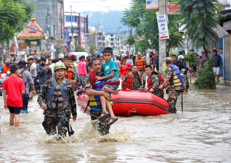 Νεπάλ: 55 νεκροί από τις πλημμύρες, χιλιάδες οι εκτοπισμένοι