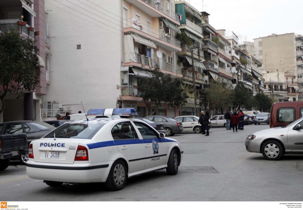 Θεσσαλονίκη: Σε χειρουργείο θα υποβληθεί η 53χρονη, θύμα επίθεσης με τσεκούρι