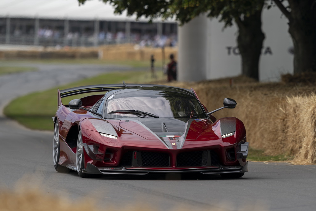 Η Ferrari παρουσίασε στο Goodwood τα τρία Special Project cars της