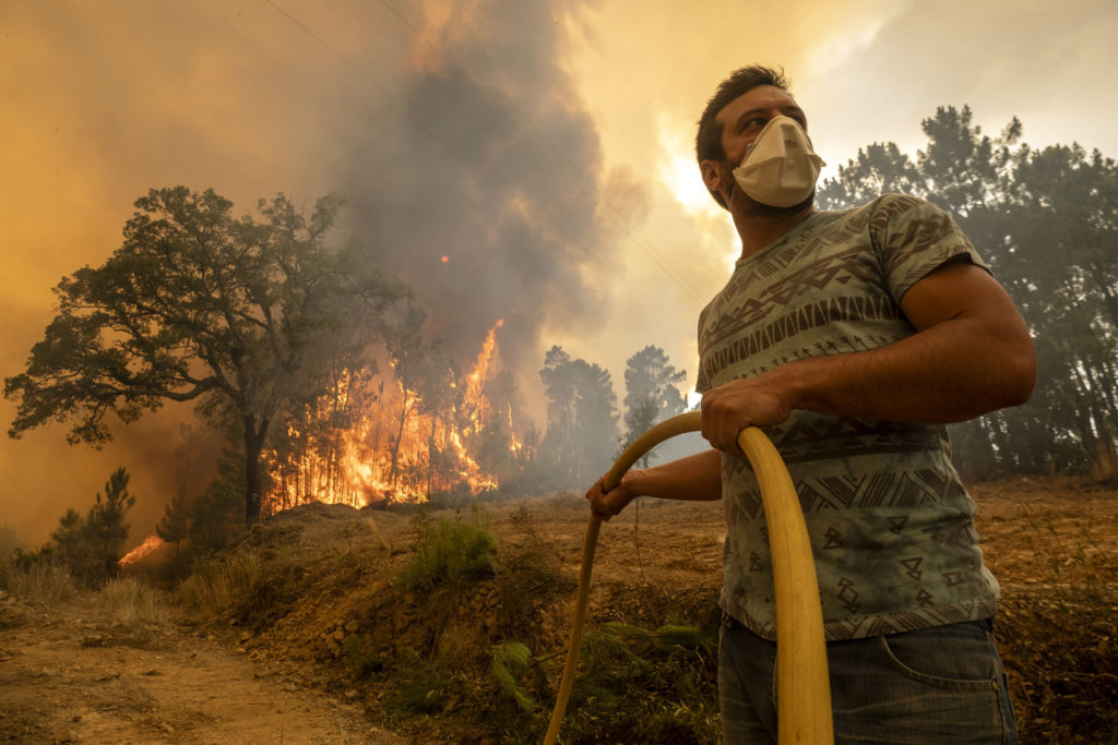 Πορτογαλία: Ζητάει βοήθεια για την αντιμετώπιση των πυρκαγιών (Video & Photos)