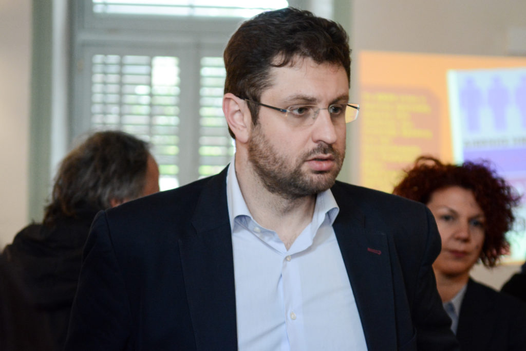 Ζαχαριάδης: Δεν ποντάρουμε στην κατάρρευση της Κυβέρνησης – Θα κάνουμε αντιπολίτευση πολιτικά και προγραμματικά