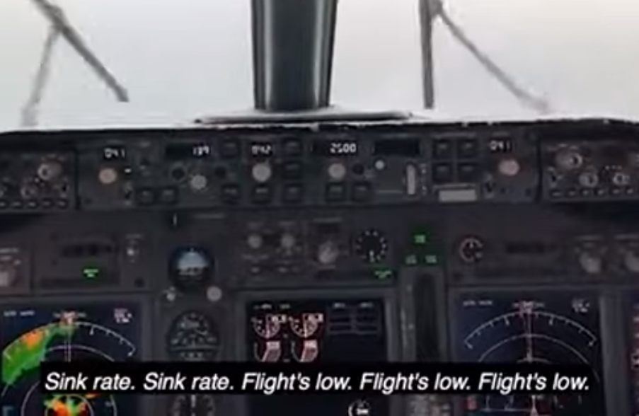 Τρομακτικό βίντεο μέσα από το κόκπιτ Boeing 737 λίγο πριν την πτώση