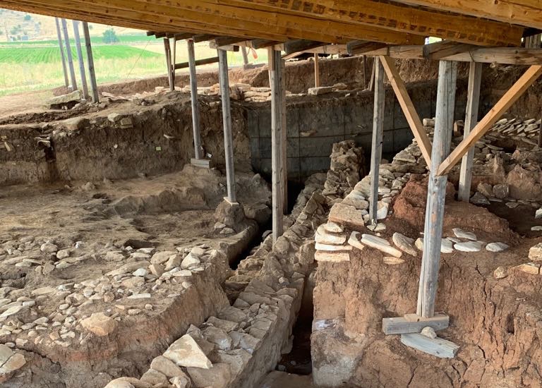 Με σημαντικά ευρήματα ολοκληρώθηκε η 10η ανασκαφική περίοδος στην Κουτρουλού Μαγούλα