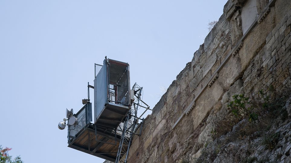 Νέα βλάβη σε λιγότερο από δύο μήνες στο αναβατόριο της Ακρόπολης