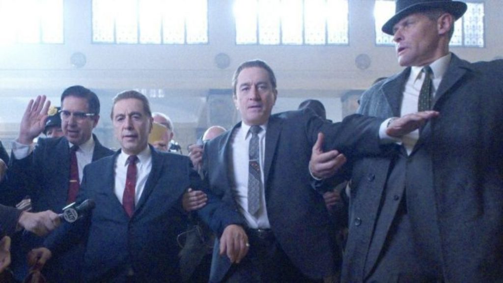 The Irishman: Το αντάμωμα «θρύλων» του σινεμά και η τεχνολογία που «ξανάνιωσε» τον ντε Νίρο (Video)