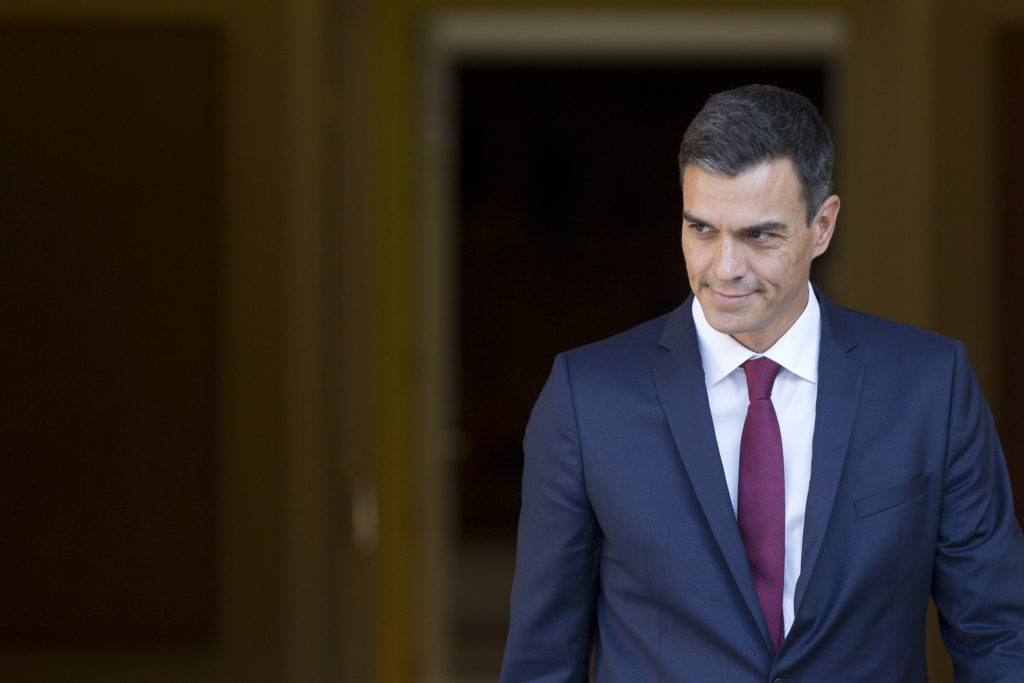 Διεθνής Τύπος: Φόρος στα υπερκέρδη των εταιρειών ενέργειας στην Ιταλία – Το Pegasus «χτύπησε» το κινητό του ισπανού πρωθυπουργού