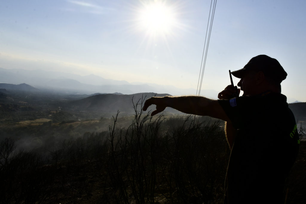 Αχαΐα: Πυρκαγιά ξέσπασε νωρίς το πρωί – Συναγερμός στην Πυροσβεστική