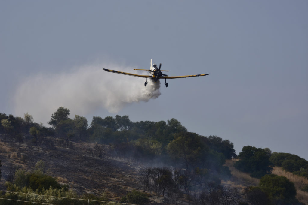 Καλύτερη η εικόνα από το πύρινο μέτωπο κοντά στην Αρχαία Ολυμπία – Πανκινητοποίηση Πυροσβεστικής