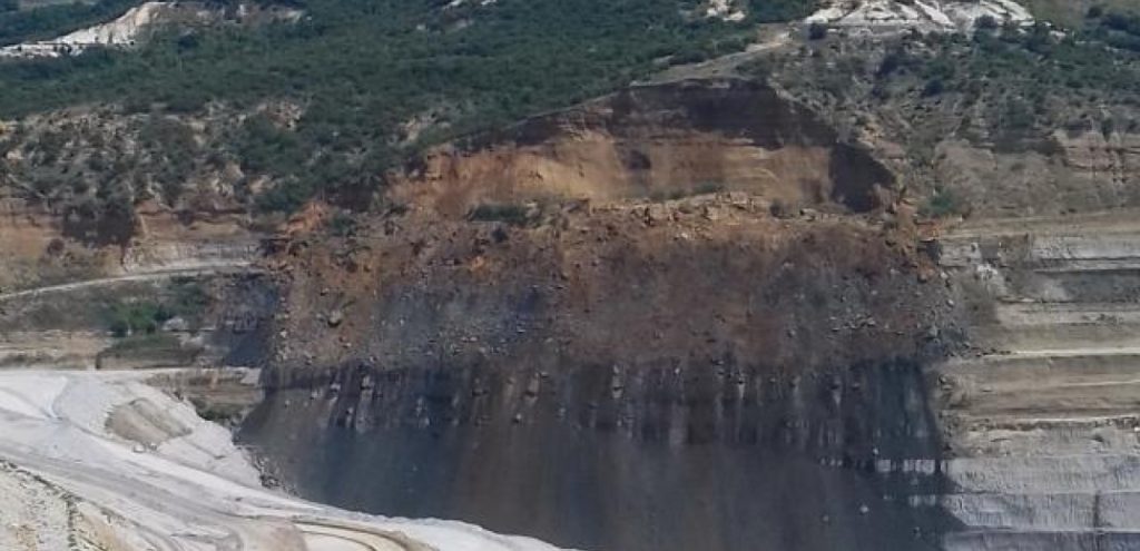 Κατολίσθηση σε ιδιωτικό ορυχείο στην Κοζάνη – Από θαύμα πρόλαβαν και σώθηκαν 10 εργάτες