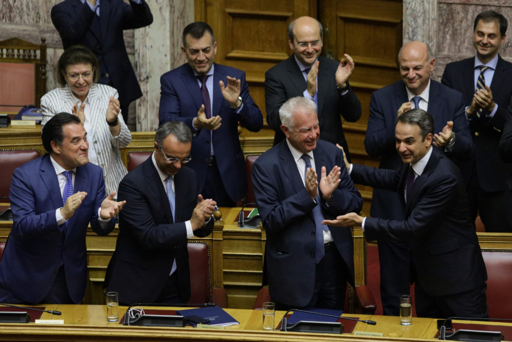 Αλεξιάδης: Ποτέ μια κυβέρνηση δεν διέψευσε τόσο σύντομα προσδοκίες και δεσμεύσεις