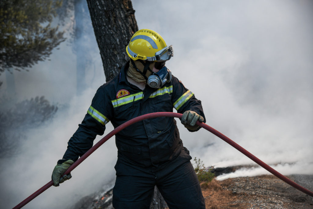 Ηλεία – Αρκαδία: Δύο περιοχές στις φλόγες