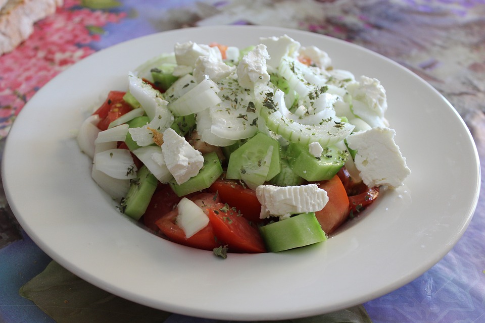 Χωριάτικη σαλάτα: Superfood made in Greece