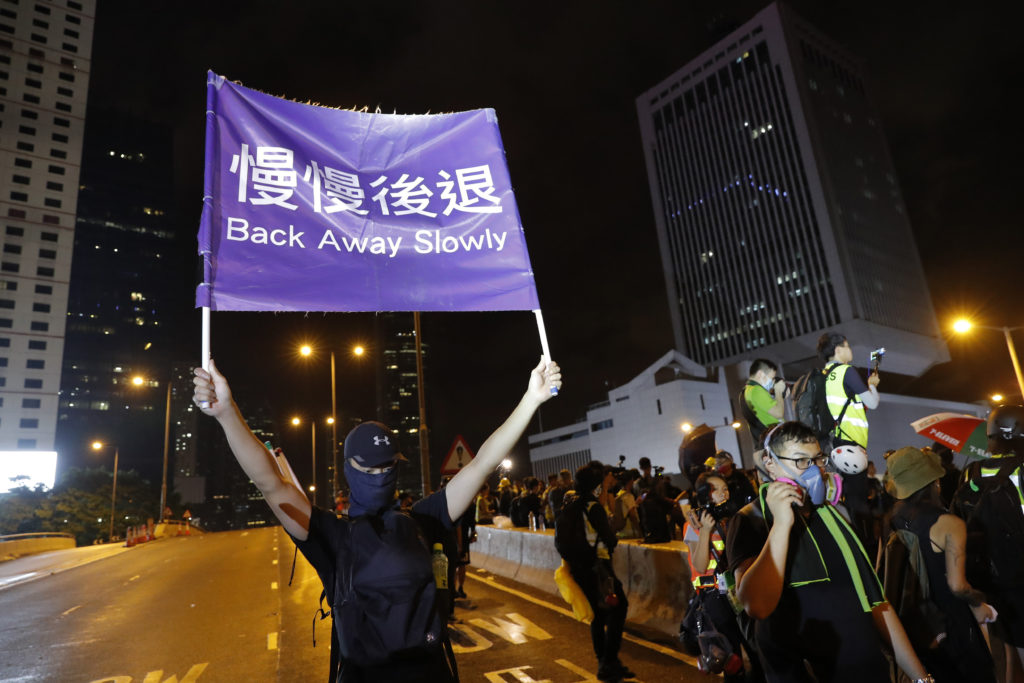 Κίνα: Κόντρα και με τον Καναδά για τις διαδηλώσεις στο Χονγκ Κονγκ