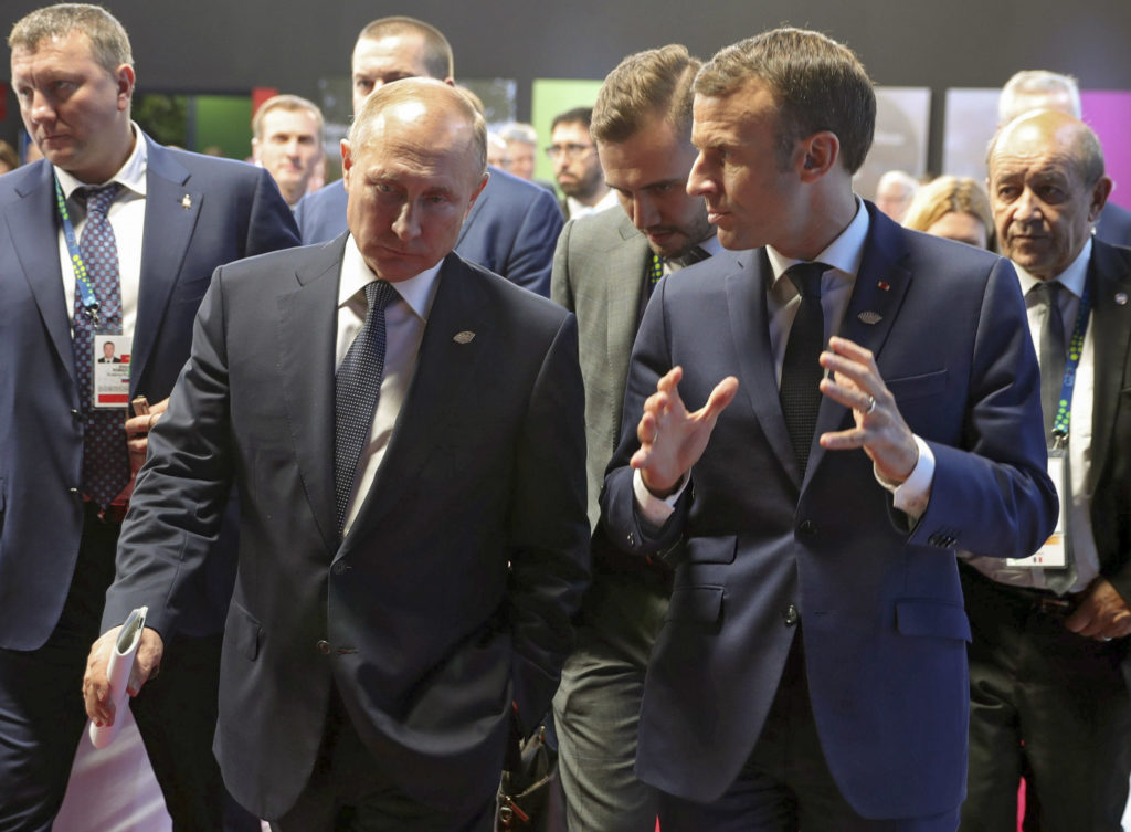 Μακρόν-Πούτιν: Συνάντηση σήμερα ενόψει της συνόδου της G7