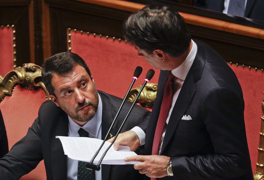 Ιταλία: Παραίτηση Κόντε με «καρφιά» προς τον Σαλβίνι