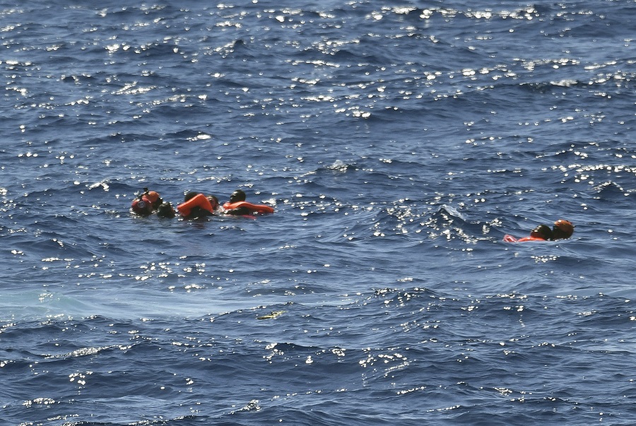 Νέο ναυάγιο στις ακτές της Λιβύης – Φόβοι πως πνίγηκαν τουλάχιστον 100 άνθρωποι