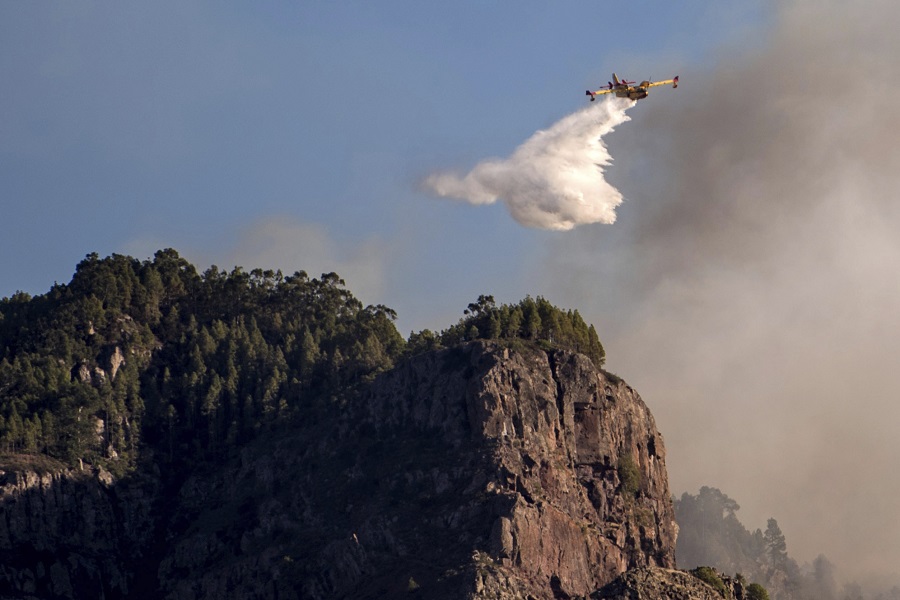 Ισπανία: Οριοθετήθηκε η πυρκαγιά στο νησί Γκραν Κανάρια