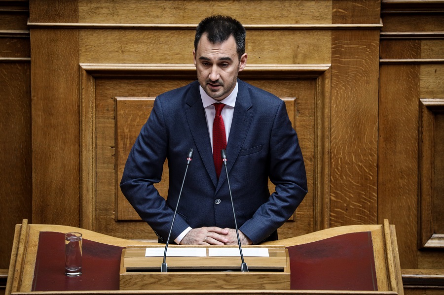 «Κεραυνοί» Χαρίτση κατά της κυβέρνησης για το νομοσχέδιο για την ψήφο του απόδημου ελληνισμού