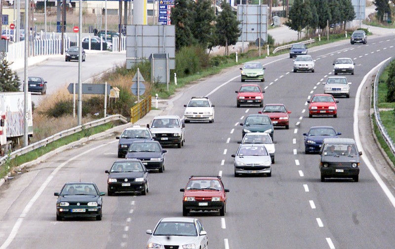 Μετ εμποδίων η επιστροφή των αδειούχων στη Θεσσαλονίκη