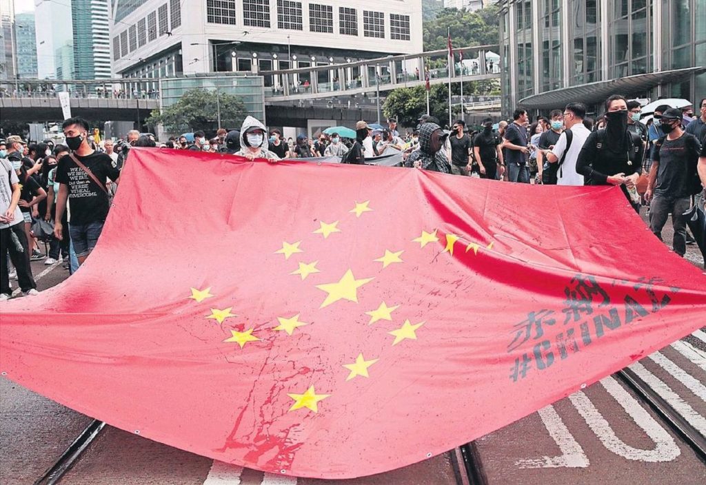 Ζαν – Πιέρ Καμπεστάν: Οσο η Κίνα είναι μονοκομματική, το Χονγκ Κονγκ δεν θα γίνει δημοκρατικό