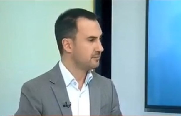 Χαρίτσης: «Κυβίστηση κυβέρνησης Μητσοτάκη για το Μακεδονικό» (Video)