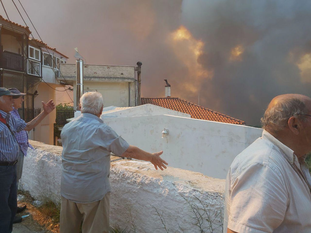 Δορυφόρος «είδε» τα νέφη της φωτιάς στη Ζάκυνθο σε ύψος 36.000 χιλιομέτρων από την επιφάνεια της Γης! (Photo)