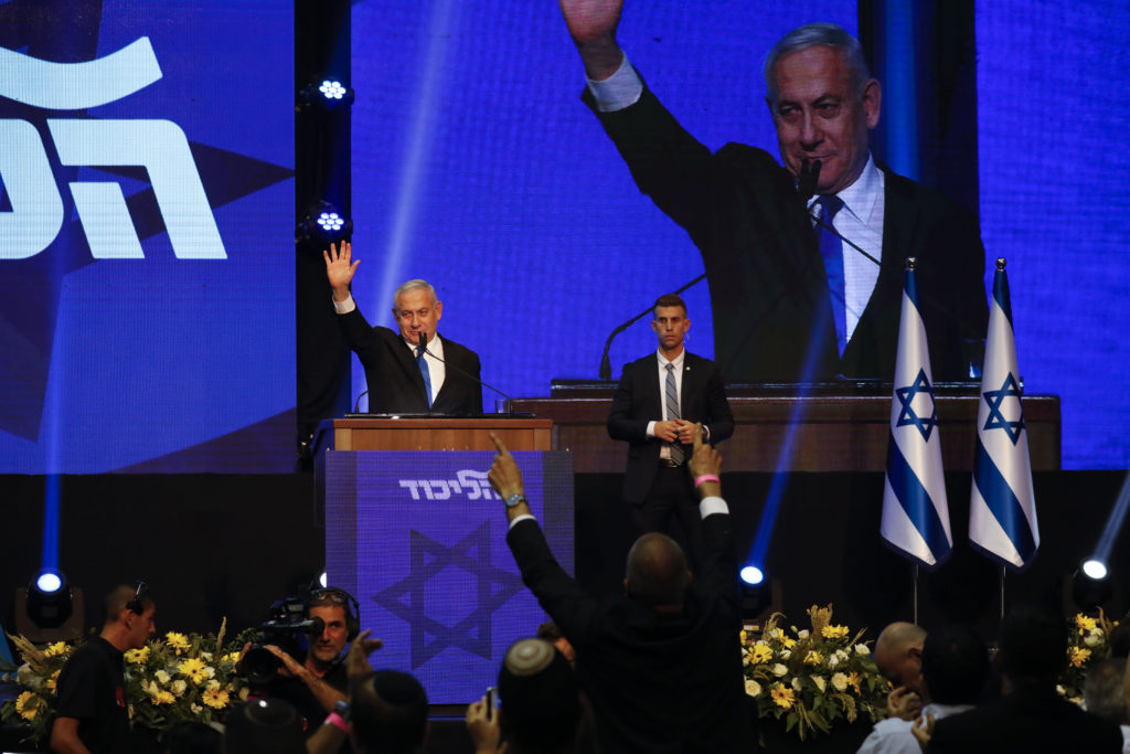 Ισραήλ: Ο Νετανιάχου δεν αναγνωρίζει ήττα ούτε λέει ότι νίκησε – Αγωνία για τα επισημα αποτελέσματα των εκλογών