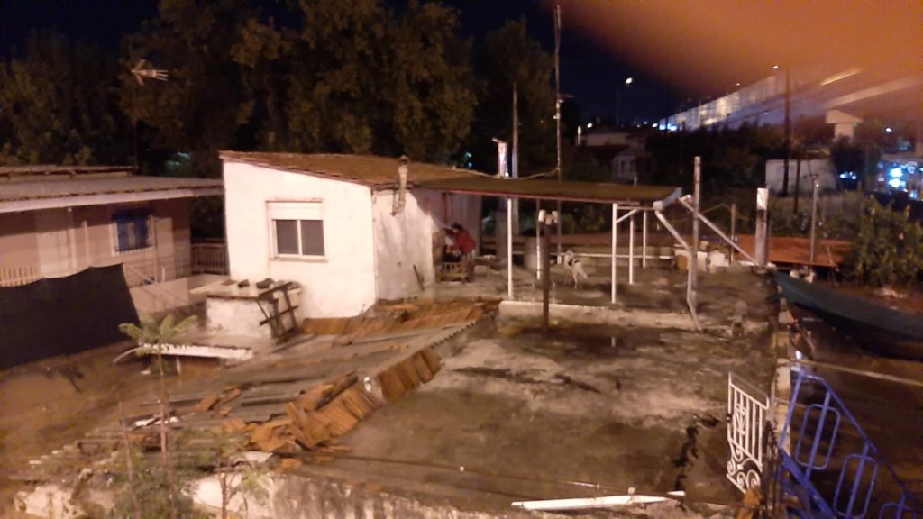 Θεσσαλονίκη: Μετράει ακόμη τις πληγές από τη χθεσινή καταιγίδα (Video & Photos)
