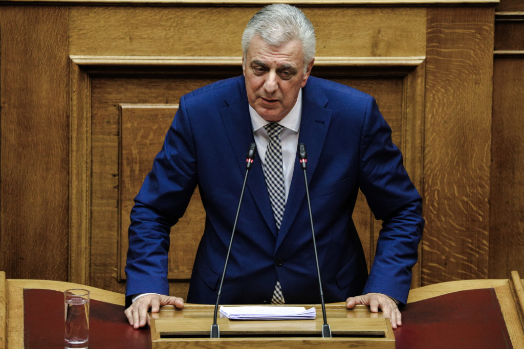 Βουλευτής του Βελόπουλου προτείνει… εξορία για τους πρόσφυγες που βρίσκονται στην Ελλάδα (Video)